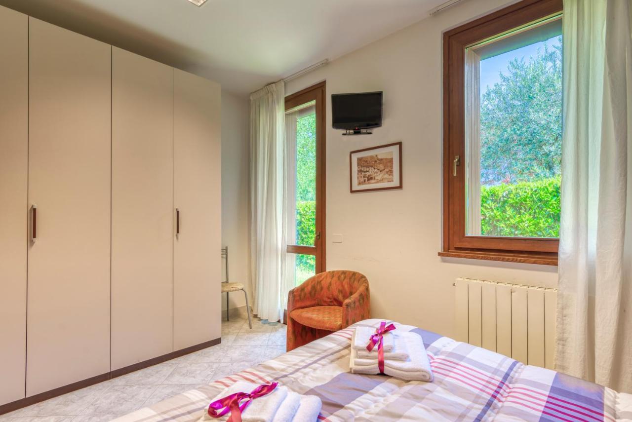 B&B San Rocco Capo di Ponte ภายนอก รูปภาพ