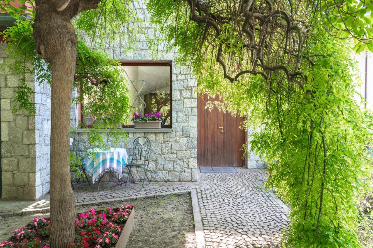 B&B San Rocco Capo di Ponte ภายนอก รูปภาพ
